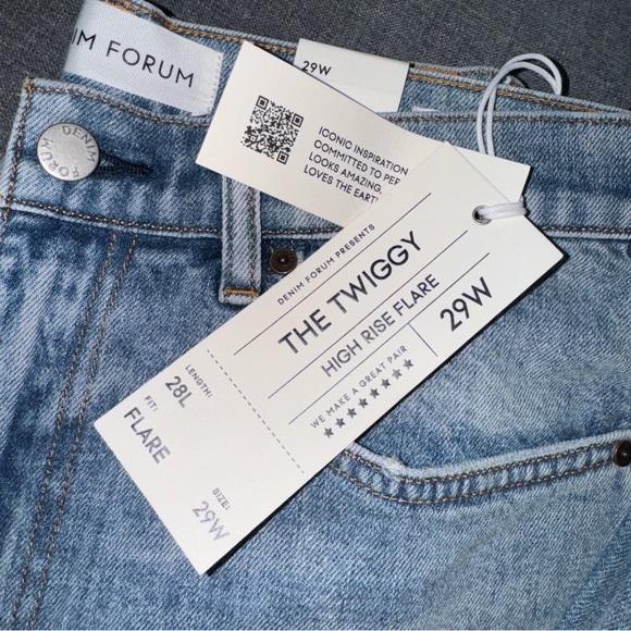Aritzia Denim Forum NWT The Twiggy High Rise Flare Jeans - Picture 5 of 9